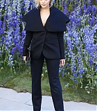 Filename=004.jpg
Filesize=404KiB
Dimensions=2200x3300
Date added=Oct 02, 2015 004.jpg