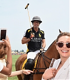 Filename=092.jpg
Filesize=304KiB
Dimensions=3300x2197
Date added=Nov 25, 2018 092.jpg